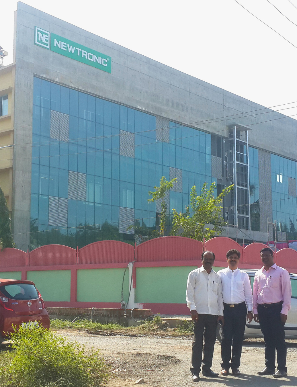 NEWTRONIC_Kandivali (W)